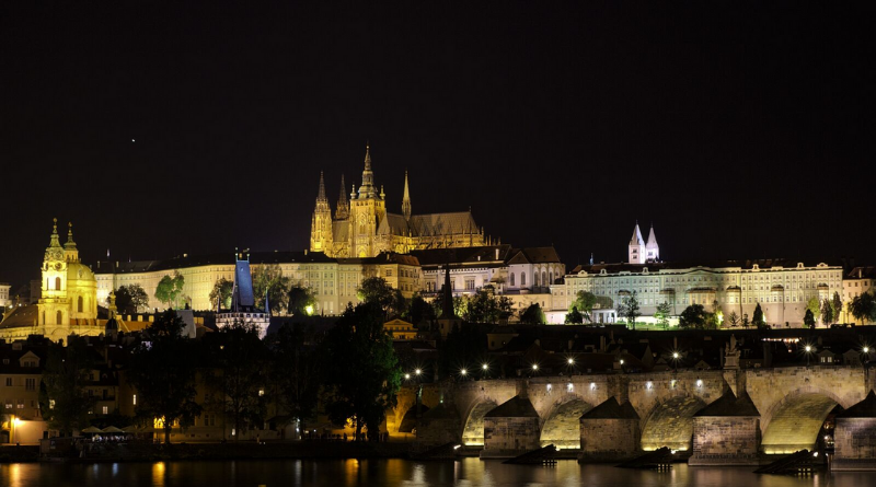 Pražský hrad v noci